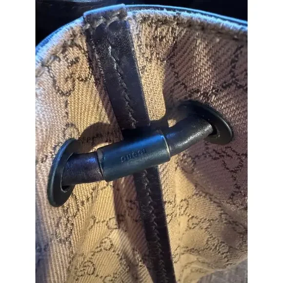 Auth. Vintage Gucci Tan GG Canvas Tote Shoulder Bag